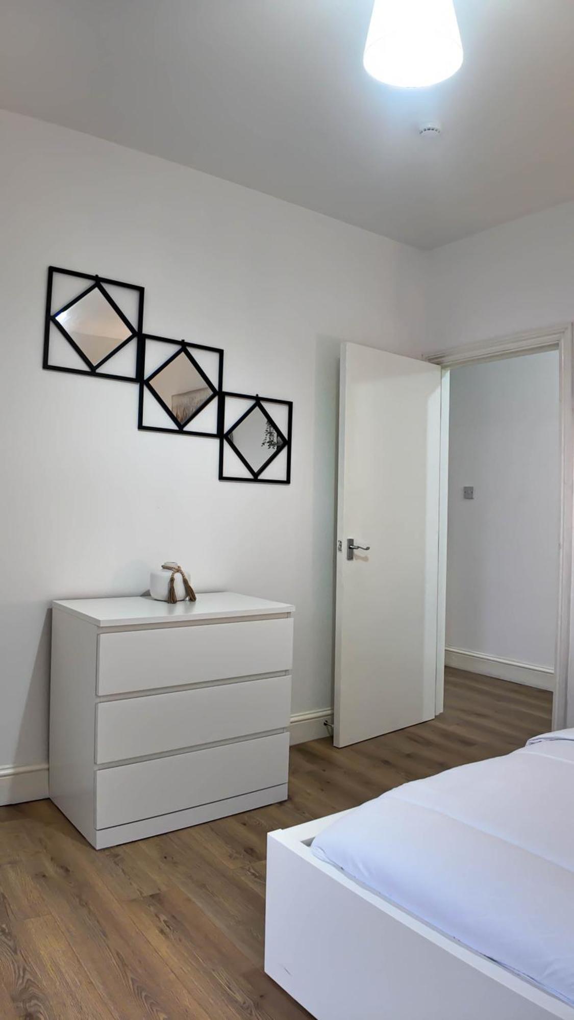 Duplex 3 Bed With Patio In Camden Wr202 * Londres